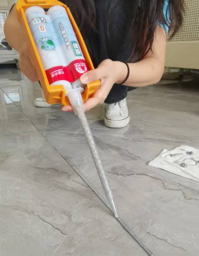 瓷砖烂了怎么修复视频教学大全(瓷砖烂了怎么修复视频教学大全图片)